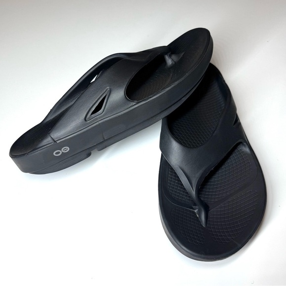 OOFOS OOriginal Unisex M-8 W-10 Thong Sandals Black Comfort Recovery Flip Flops - Picture 3 of 10